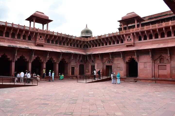 Skip-the-Line Taj Mahal Private Same-Day Tour from Delhi photo 4
