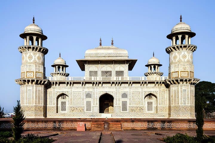 Skip-the-Line Taj Mahal Private Same-Day Tour from Delhi photo 6