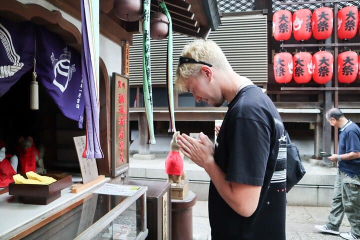 Unlock Hidden Tokyo: Private Custom Walking Tour with a Local Guide