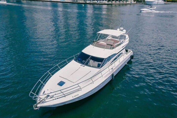 Miami 62ft Yacht Rental: Private Biscayne Bay Charter 3–6 Hours photo 3