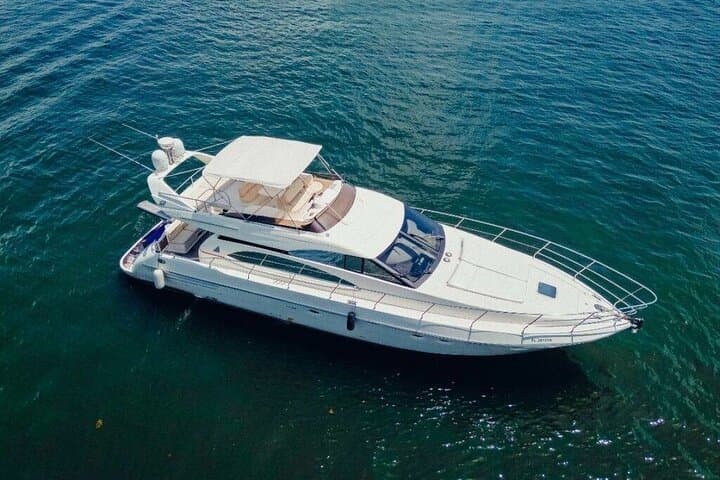 Miami 62ft Yacht Rental: Private Biscayne Bay Charter 3–6 Hours photo 2