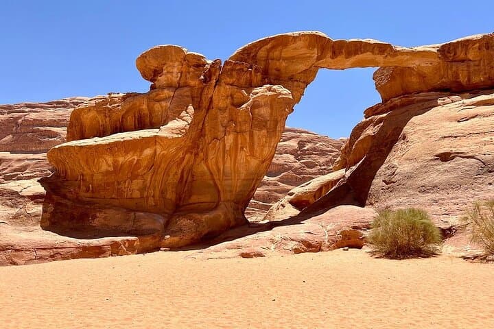 Wadi Rum 4-Hour Jeep Tour: Bedouin-Guided Sunrise & Sunset Desert Adventure