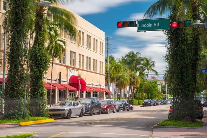 Coastal Cruise Through Miami Beach's Art Deco District photo 4