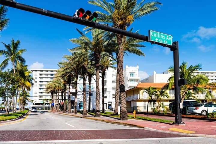 Coastal Cruise Through Miami Beach's Art Deco District