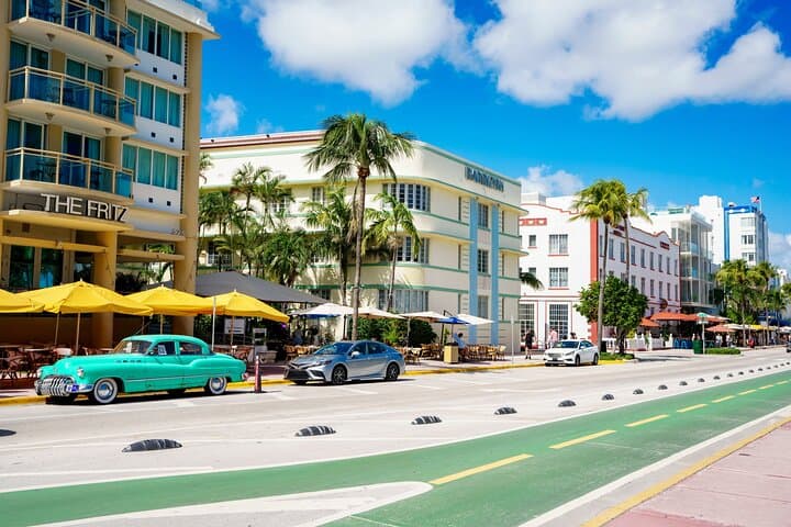 Coastal Cruise Through Miami Beach's Art Deco District photo 5