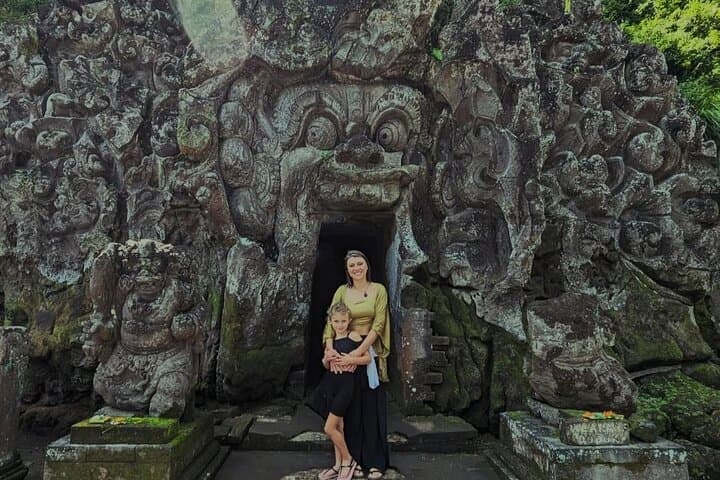 Ubud Art Village, Tegenungan Waterfall & Goa Gajah Day Tour — Rice Terraces and Jungle Swing