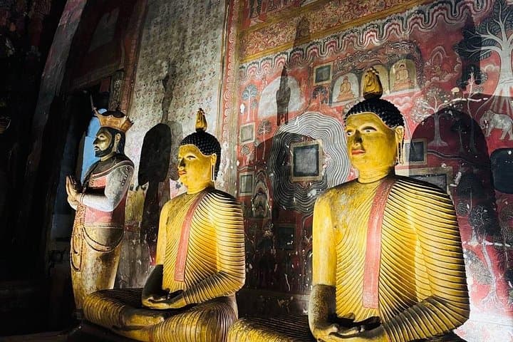 Cultural Triangle and Wildlife Safari: 3-Day Sri Lanka Tour photo 1