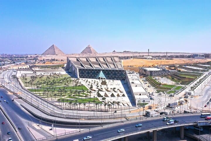 Full-Day Cairo Tour from Hurghada — Pyramids, Sphinx & Grand Egyptian Museum photo 2