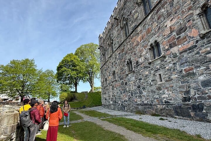 Half-Day Bergen Highlights: Bryggen, Fløibanen & Fortress Walk photo 3