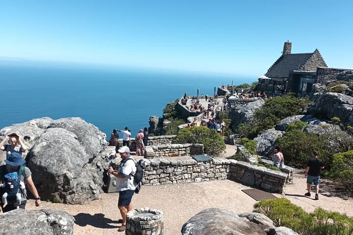 Table Mountain Cable Car: Skip-the-Line Summit Experience in Cape Town photo 4