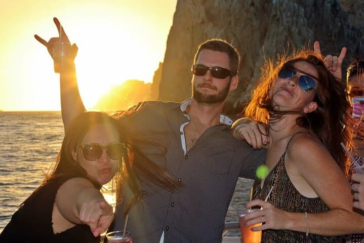 Sunset Cruise to Sugar Beach: Piton Party & Snorkel photo 2