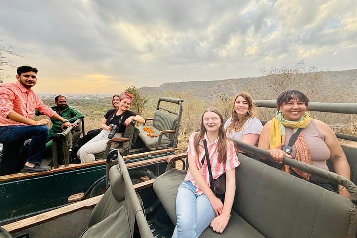 Private Gypsy Safari in Ranthambore Tiger Reserve — Half‑Day Wildlife Drive from Sawai Madhopur