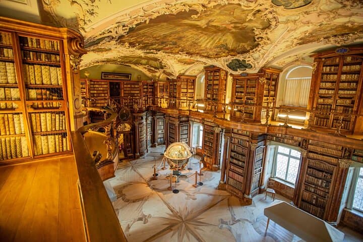 Day Trip from Zurich to Mount Säntis and St. Gallen's UNESCO Abbey Library photo 4