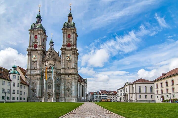 Day Trip from Zurich to Mount Säntis and St. Gallen's UNESCO Abbey Library photo 6