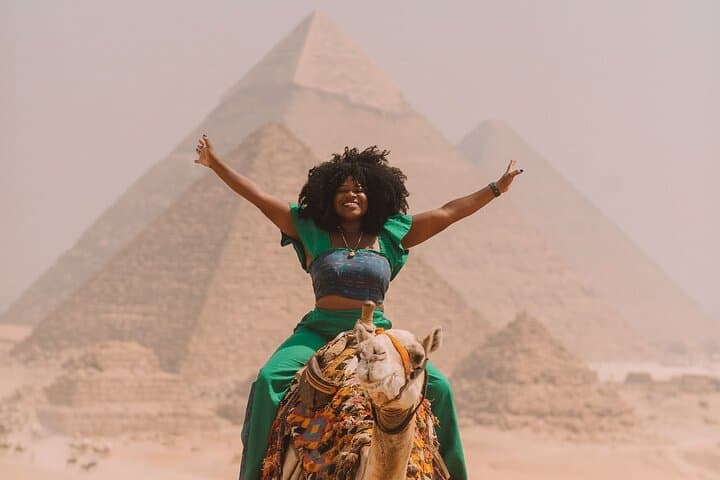 Evening Private Tour: Giza Pyramids, Sphinx & Nile Dinner Cruise