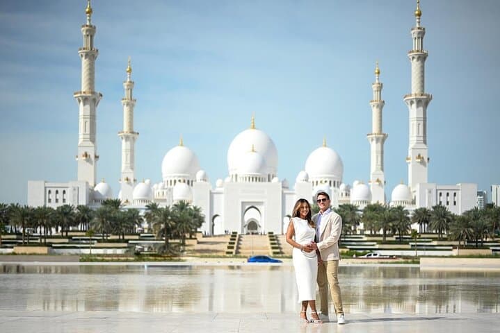 Abu Dhabi Day Tour from Dubai: Sheikh Zayed, Emirates Palace & Corniche