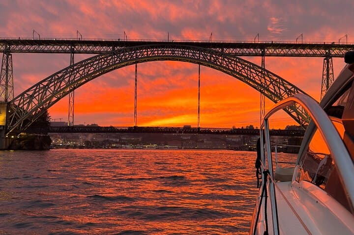 Porto Luxury Yacht Cruise: 6 Bridges, Wine Tasting & Snacks photo 2