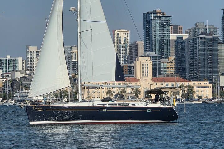 Private 3-Hour Classic Sail Charter Along the San Diego Coast