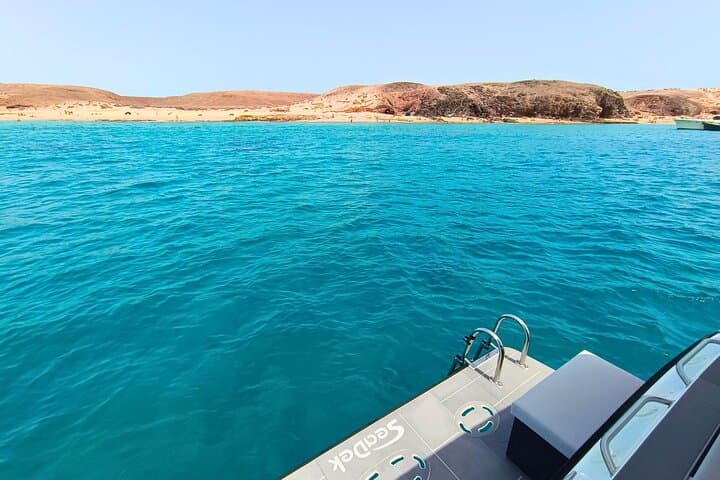 Private Yacht Cruise to Papagayo Beaches — Drinks, Snacks & Snorkeling photo 2