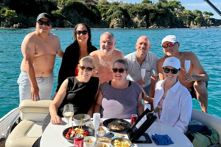 Cefalu Yacht Tour with Aperitif, Snorkeling and Caves photo 4