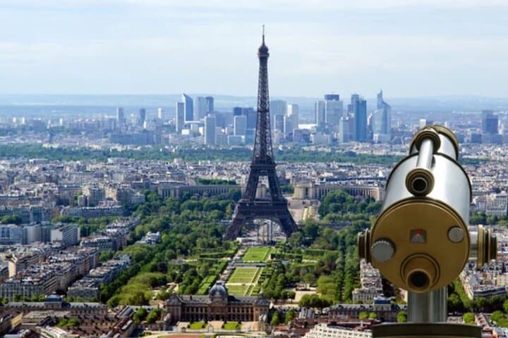 Paris Private City Tour: Expert-Guided 4-5 Hour Highlights Drive and Walk photo 2