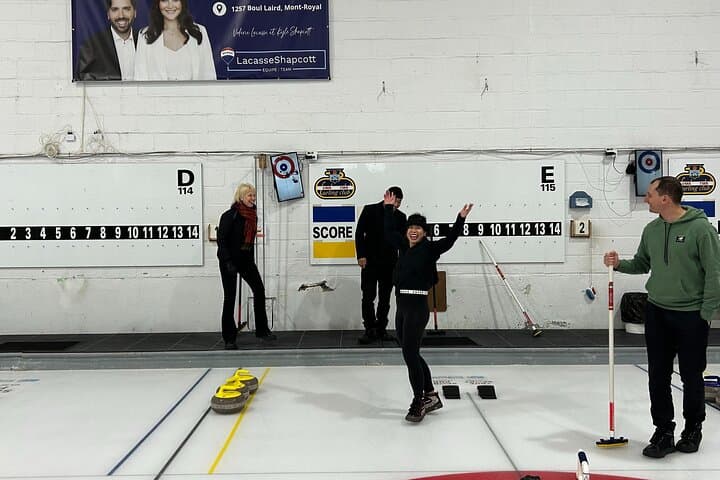 Curling in Quebec City: Learn Canada's Iconic Ice Sport photo 4