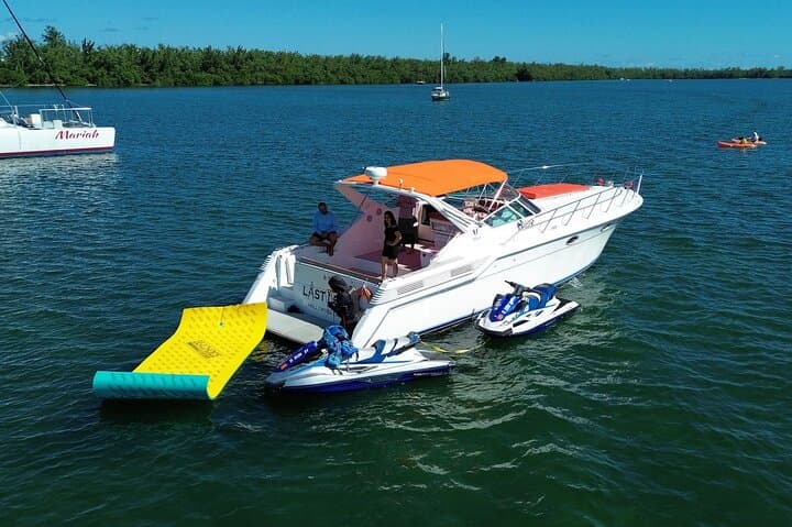 50ft Orange SeaRay Yacht Rental in Miami — Biscayne Bay Cruises photo 3