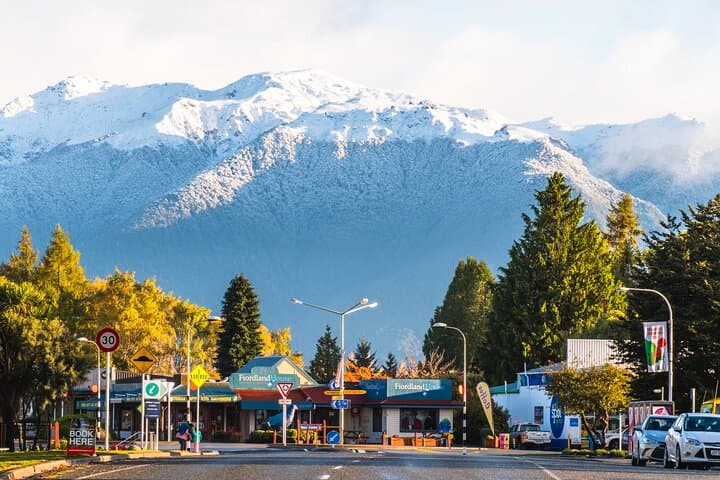 Invercargill to Te Anau Small Group Transfer — Scenic Southland Shuttle photo 6