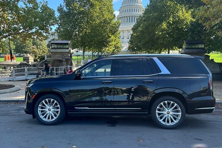 Washington D.C. After Dark: Private SUV Night Tour of Monuments