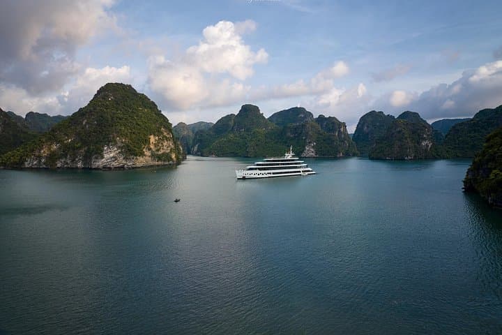 Elite of the Seas 2D1N Luxury Cruise Through Lan Ha & Lan Ha Bay photo 1