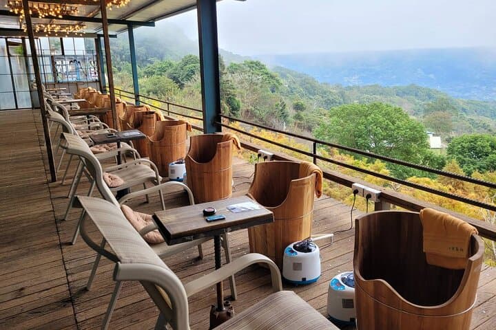 Taipei Coast Day Trip: Railbike, Coastal Cycling & Hakka Ginger Spa photo 4