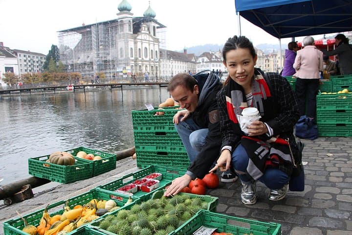 Lucerne Highlights: Private Guided Walking Tour of Old Town & Lake Lucerne photo 2
