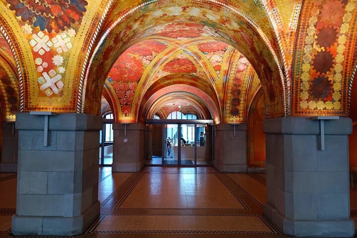Zurich Highlights Private Walking Tour: Local-Guided City Sightseeing photo 4
