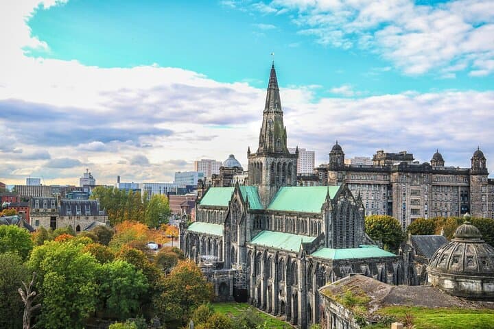 Glasgow Highlights: Full-Day Private Car Tour from Edinburgh