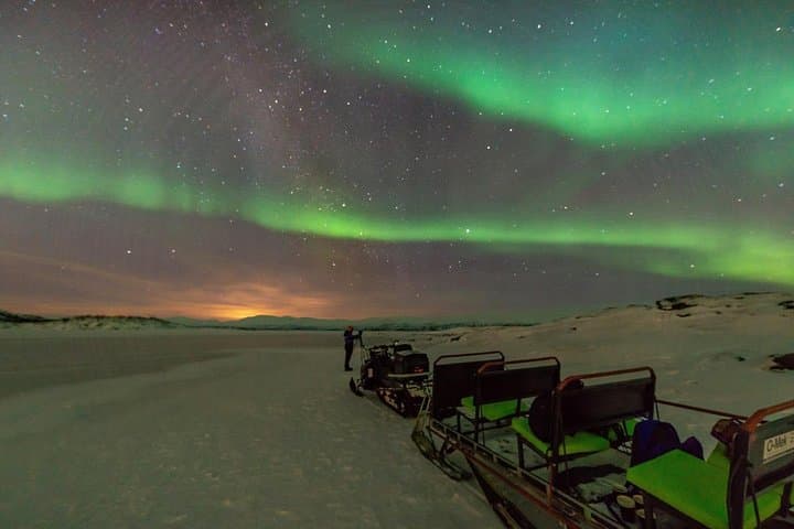 Kiruna Aurora Snowmobile Adventure: Night Snowmobile Tour to Chase the Northern Lights photo 2