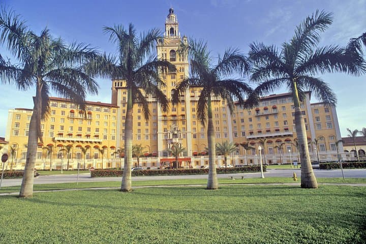 Miami Private Coconut Grove and Coral Gables Tour: Historic Streets & Bayfront Views photo 1