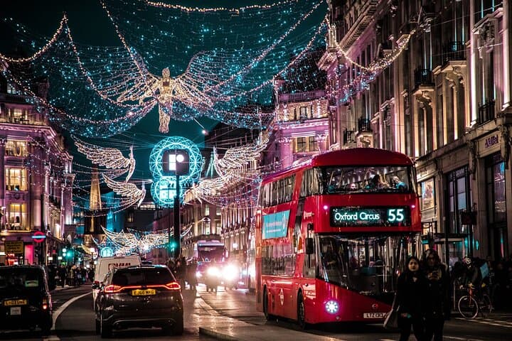 Private London Christmas Lights Walking Tour: West End Festive Stroll