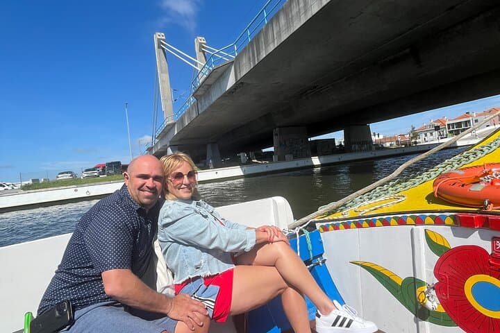 Lisbon-to-Porto Private Transfer with Two Sightseeing Stops photo 3