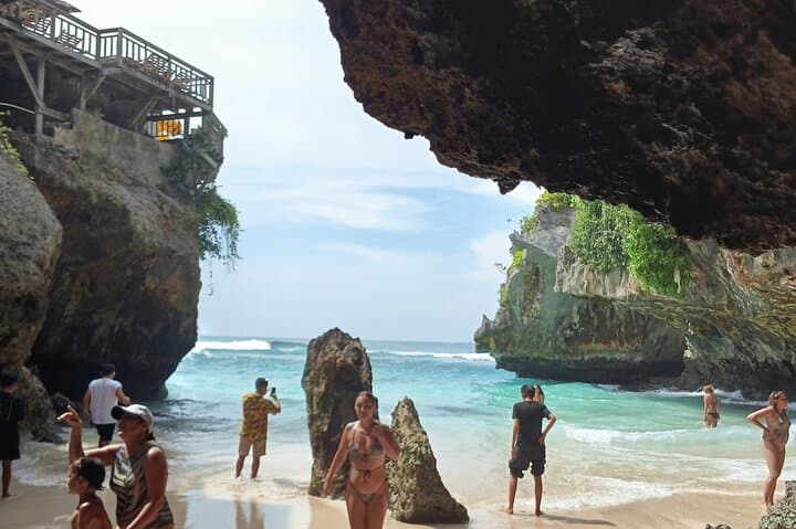 South Bali Day Tour: Uluwatu, Cliffs & Luwak Coffee With Private Driver
