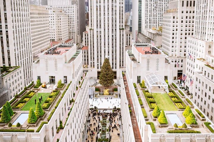 VIP Rock Pass: Top of the Rock Skylift, Beam & Hidden Rooftop Garden Guide photo 5