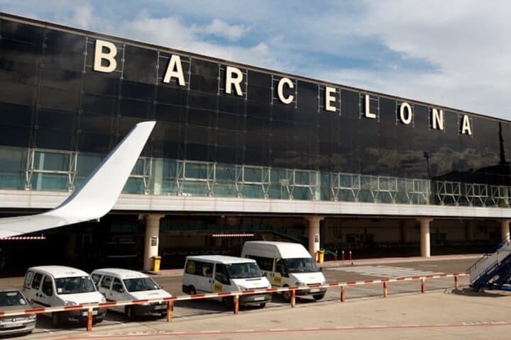 Barcelona to Andorra Private Transfer in Mercedes V-Class — Scenic Pyrenees Drive