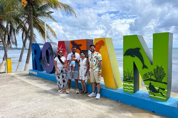 Roatan Private Island Snorkel & Beach Day — Snorkeling the Second-Largest Barrier Reef photo 6