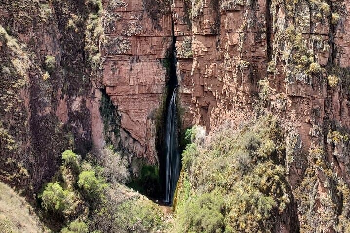 Perolniyoc Waterfall Private Tour — Sacred Valley Day Trip from Cusco