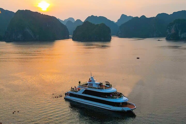 Sunset Lan Ha Bay Half-Day Cruise: Kayak, Swim and Sunset Tea on D’Charme photo 4