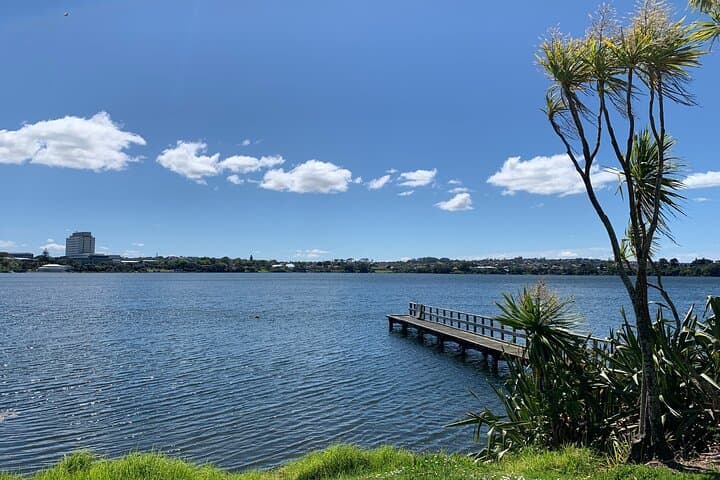 Devonport Volcanoes Afternoon Tour: Walk North Head, Lake Pupuke & Takapuna’s Lava Coast photo 2