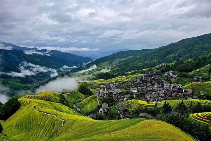2-Day Guilin Highlights: Longji Rice Terraces & Li River Cruise photo 2