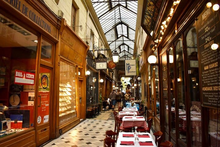Paris Covered Passages Detective Game: Vidocq Mystery Walk