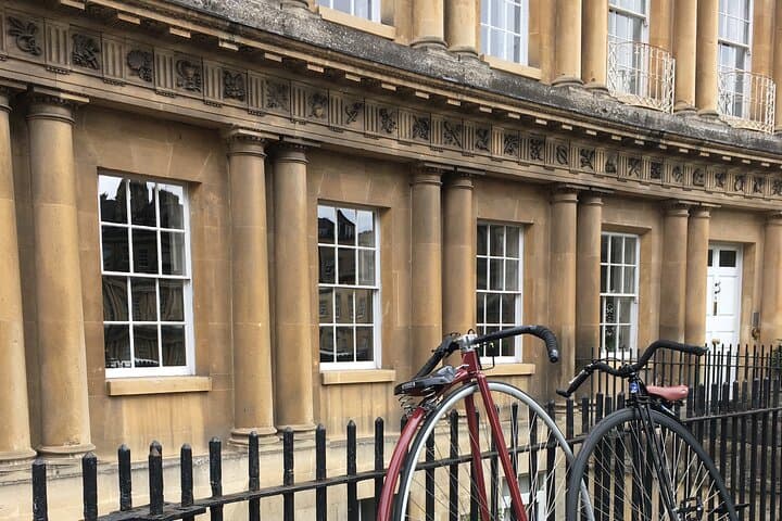 Beatles in Bath Walking Tour — Pulteney Bridge to Roman Baths (90 min) photo 4
