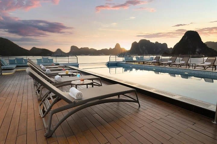 Grand Pioneers 6-Star Luxury Cruise: 2-Day Ha Long Bay Overnight Experience photo 3
