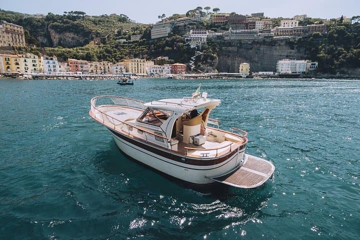 Private Capri Boat Tour from Sorrento or Positano aboard Fratelli Aprea photo 2